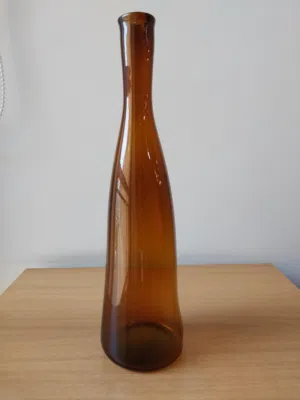 Vintage Browm Glass Vase – Elegant Handcrafted Look