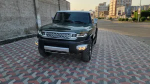 Toyota . FJ . 2011 . New2