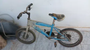 دراجه بريطاني للبيع