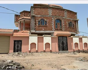 360 m2 More than 6 bedrooms Villa for Sale in Aden Al Buraiqeh