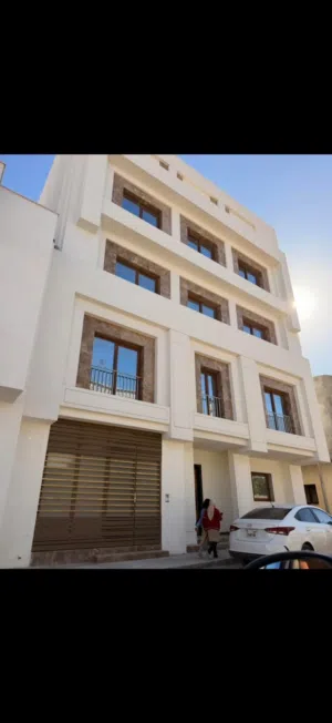 عمارة سكنية في شارع الزاوية لتسليم الفوري