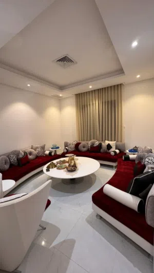 اثاث من شركة البيان بحالة ممتازه