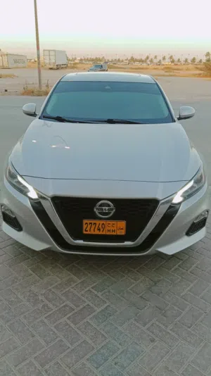 Nissan Altima full option 2022