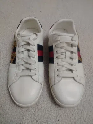 بوت GUCCI قياس 42 شبه جديد