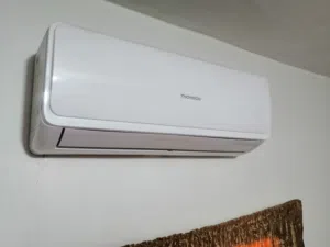 مكيف 1 طن نوع تمسون صيانة دورية بحال الوكالة للبيع.