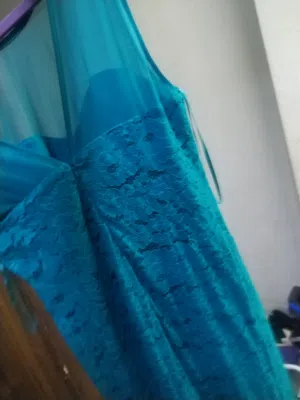 فستان للبيع سعر ولا احلا