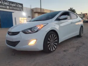 هونداي افانتي 2012 فل ناقصه فتحه جمرك