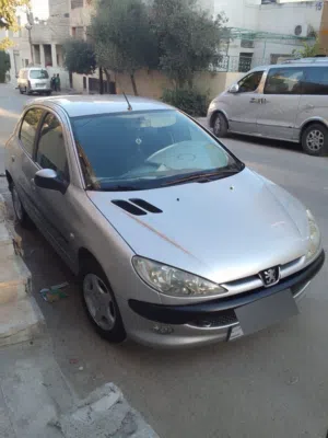 بيجو  206 موديل  2005
