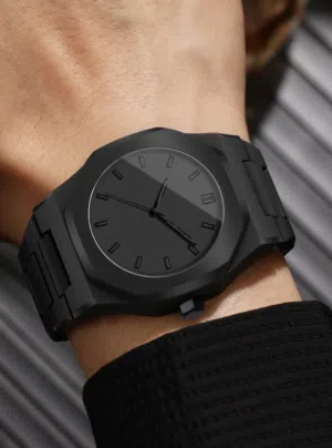 Analog Quartz Naviforce watches for sale in Mecca