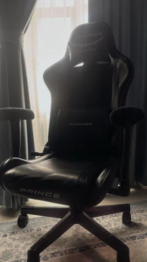 DXRacer gaming chair