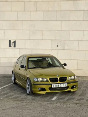 BMW 330i دبدوب