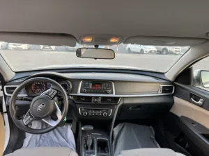 Sedan Kia in Farwaniya