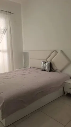 تخت كبير  خزانة عدد 2