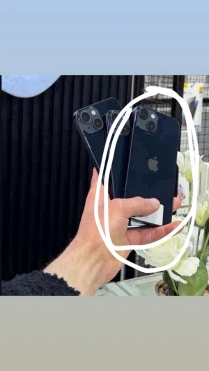 Apple iPhone 13 128 GB in Amman