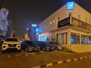 Sedan Hyundai in Dhofar