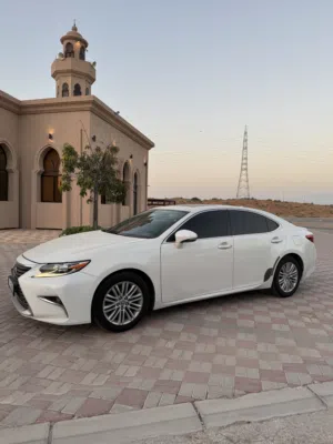 لكزس es350 وارد امريكا فل فتحه فيها وضع eco sport سته سلندر نظيفه استعمال شخصي