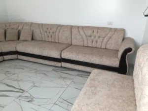 صالون 4*4 تقريبا