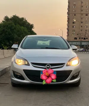 اوبل استرا 2020