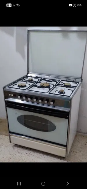 ثلاجه مع غاز