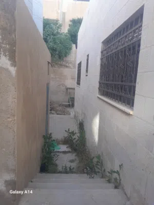 بيت مستقل للبيع