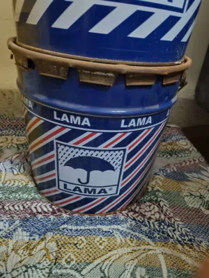 زفتة باردة صناعة شركة LAMA الغنية عن التعريف
