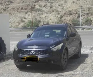 Used Infiniti FX35 in Dhofar