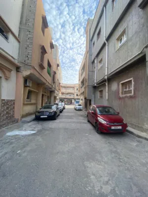 عمارة متعددة الاستخدام في مكان حيوي التدريبي للايجار