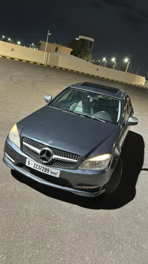 مرسيدس C300 2009