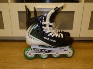 رولر هوكي سكيت - باور  Bauer Vapor Fly30 Senior Roller Hockey Skates مقاس 43