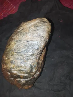 حجار للبيع