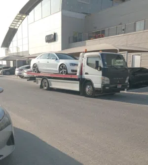 Towing Services in Bahrain : 24 Hours: سطحة الرفاع رقم سطحه الرفاع ونش الرفاع خدمة سحب ونقل السيارات