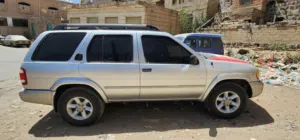 نيسان بافندر غني عن التعريف قوه وجوده ومتانه بضاعه مخزنه ماشيه 162الف فقط  دبل عصا البودي ولا فيه اي