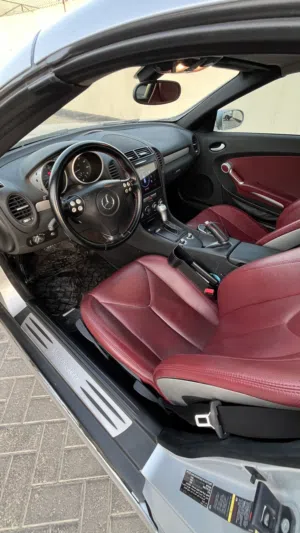 Mercedes slk 200 ( 2005 convertible )