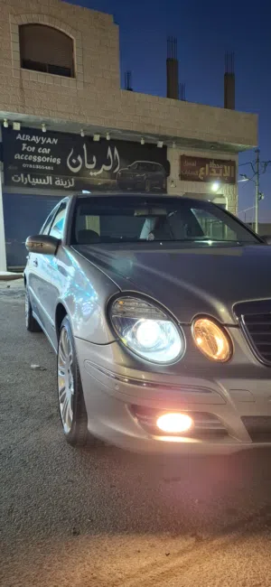 مرسيدس E200