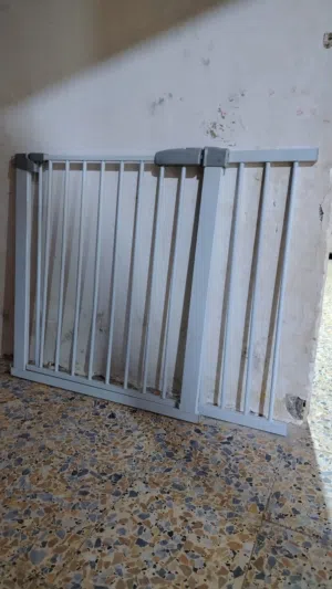 باب مانع صعود درج