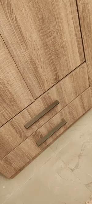 دولاب وسرير للبيع
