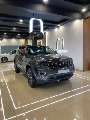 Jeep grand Cherokee Laredo 2019 Gcc Oman