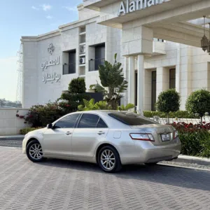 Toyota Camry Hybrid 2011 Model