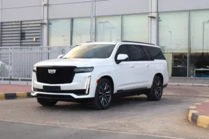 ESCALADE 600 ESV 2021 GCC 42000km only كاديلاك اسكاليد خليجي تحت ضمان الوكاله بحاله الوكاله like new