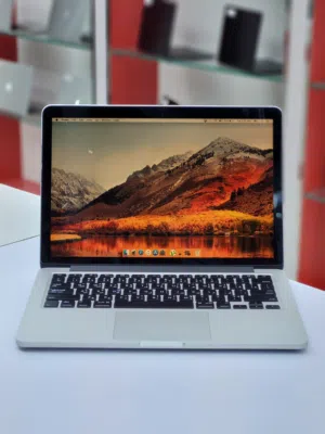 MACBOOK PR0 2012 CORE I5 PROCESSOR 8GB RAM 128GB SSD RETINA DISPLAY FREE BAG AND CHARGER