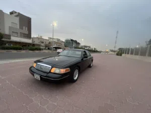 Used Ford Crown Victoria in Kuwait City