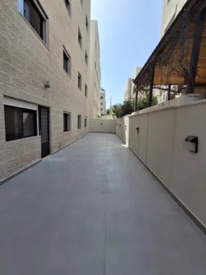 136 m2 3 Bedrooms Apartments for Sale in Amman Al Jandaweel