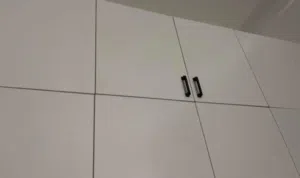 خزانة ملابس للبيع