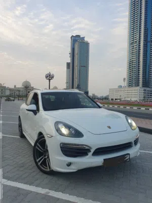 للبيع بورش كايين platinum s موديل 2012 صبغ الوكالة بحالة ممتازة بسعر 34.000