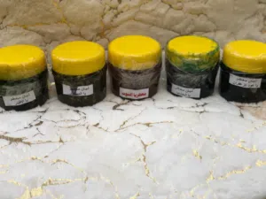 لبان معطر جميل جدا يخلي بيتك برائحه جميل و ثبات عالي لبان و لا أروع معطر بعطور أصلية غرشه