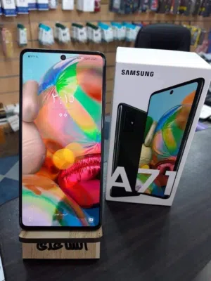 على الفحص Samsung A71 رام 16 جيجا 128 أغراضة والكرتونه الأصلية متوفر توصيل