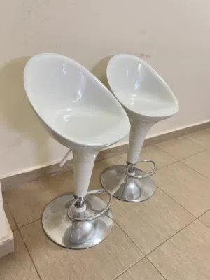 Bar chairs - 2 Nos