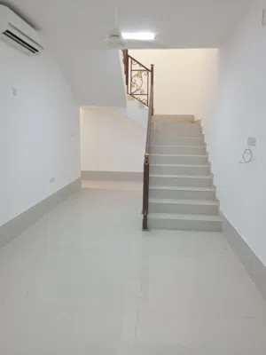 125 m2 3 Bedrooms Apartments for Rent in Muscat Seeb