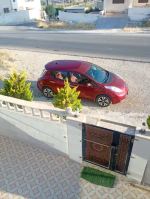 Used Nissan Leaf in Zarqa