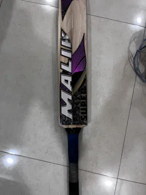 Cricket bat and full size kit